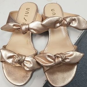 Ladies sandals